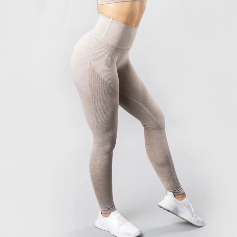 Alphalete Athletics Aero Leggings Taupe Tan Women's XS Leggings